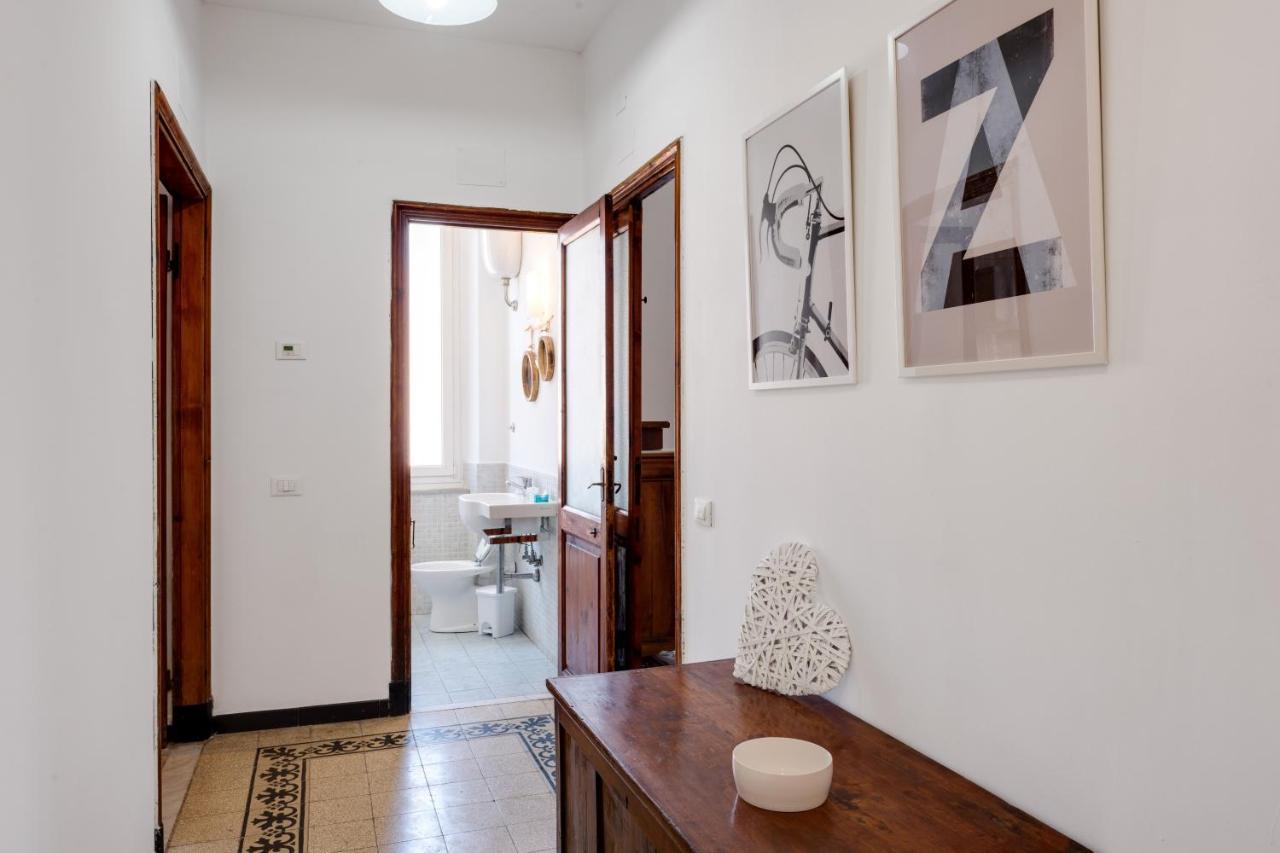 Piazza Concordia Apartment With Balcony La Spezia Kültér fotó